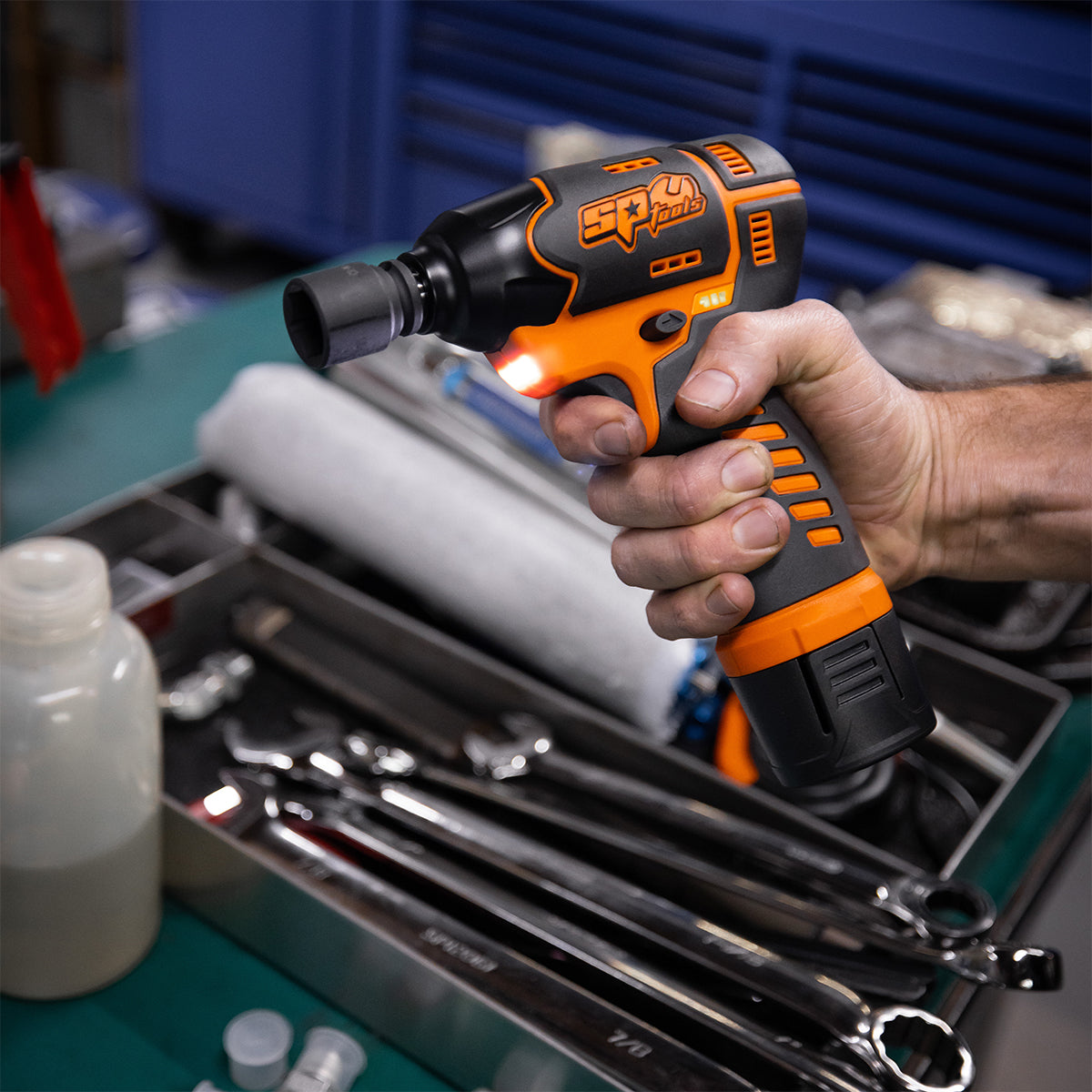 12V 3/8" SX DRIVE CORDLESS IMPACT WRENCH & MINI WRENCH KIT